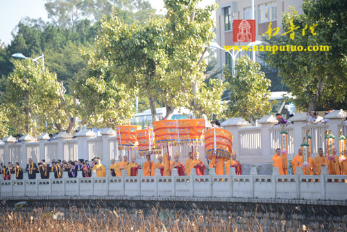 南普陀寺癸巳年水陆空普度大斋胜会圆满隆重举行送圣仪式(图45)