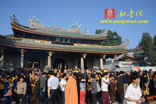 南普陀寺癸巳年水陆空普度大斋胜会圆满隆重举行送圣仪式(图69)